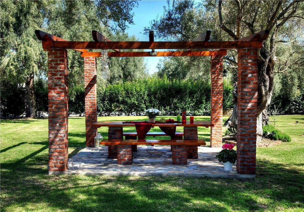 Olivastro Villa Lefkada City Bagian luar foto