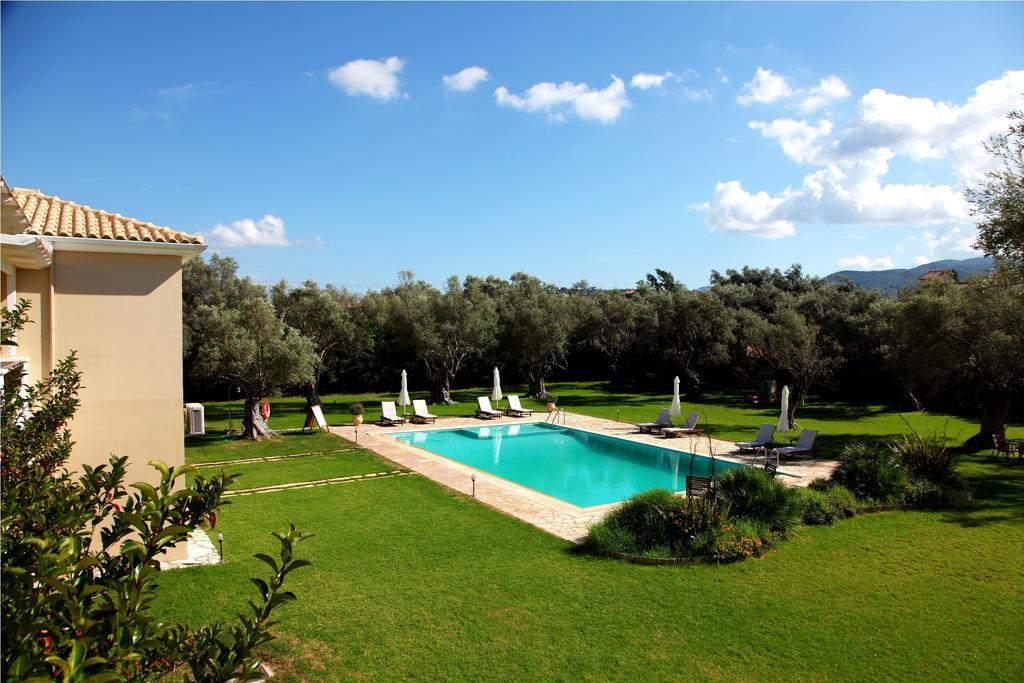 Olivastro Villa Lefkada City Bagian luar foto