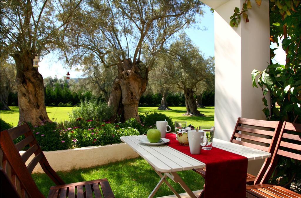 Olivastro Villa Lefkada City Bagian luar foto