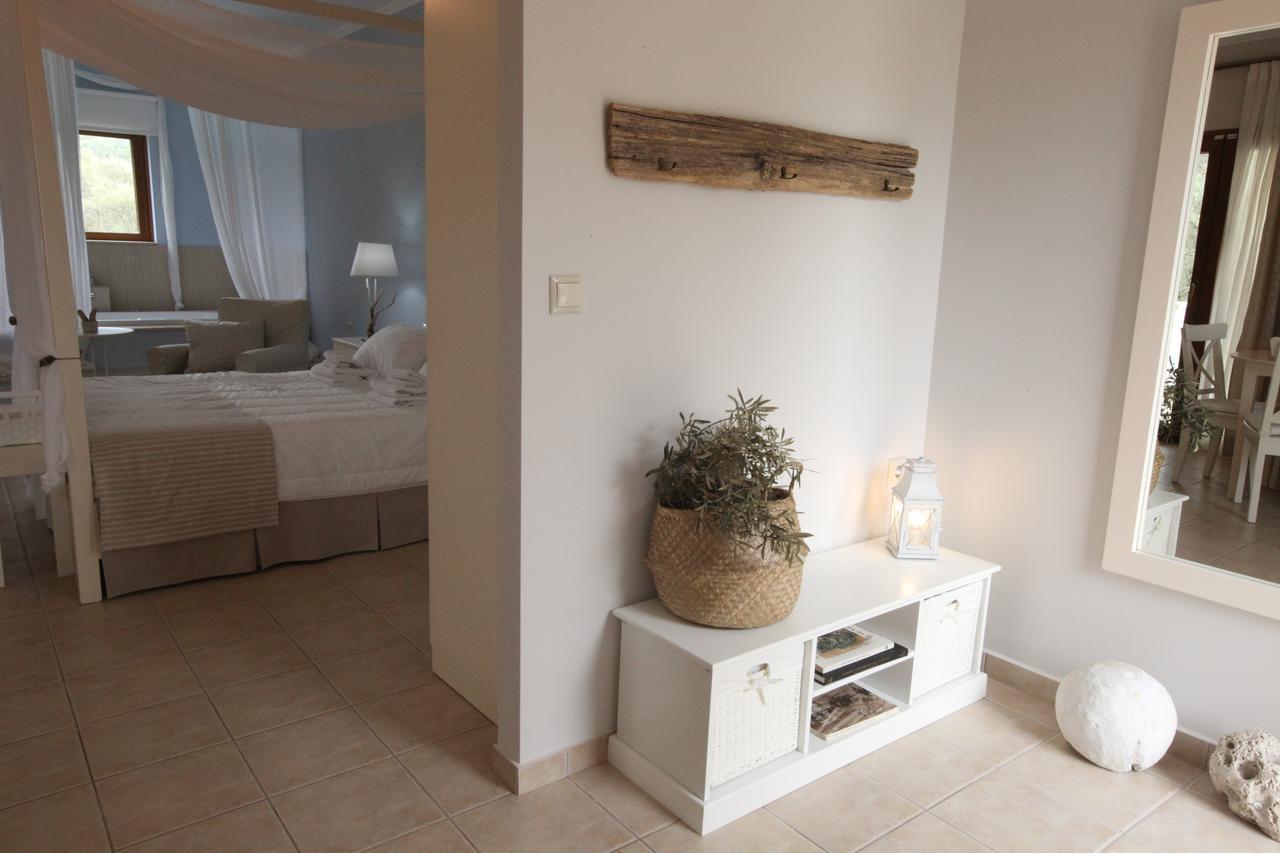 Olivastro Villa Lefkada City Bagian luar foto