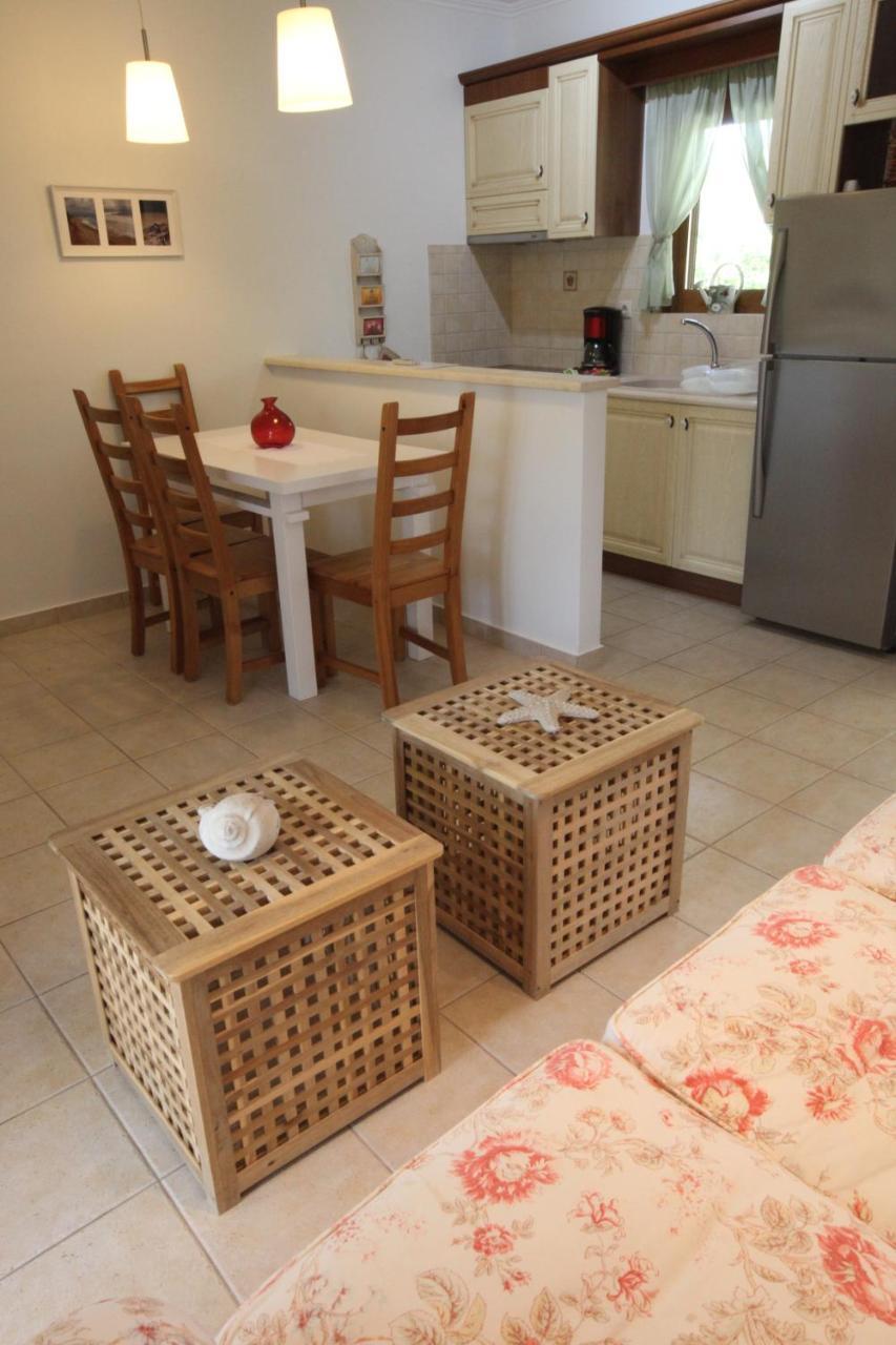 Olivastro Villa Lefkada City Bagian luar foto