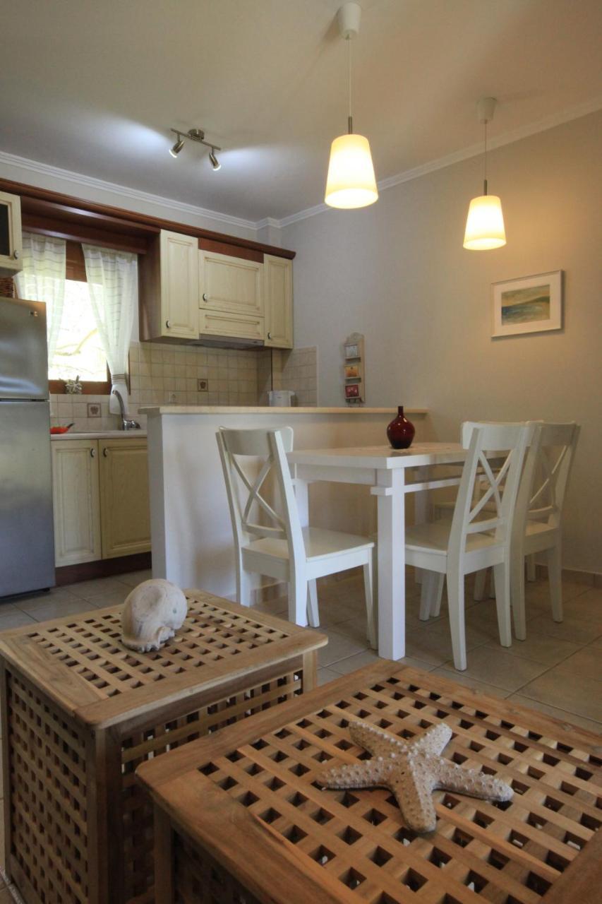 Olivastro Villa Lefkada City Bagian luar foto
