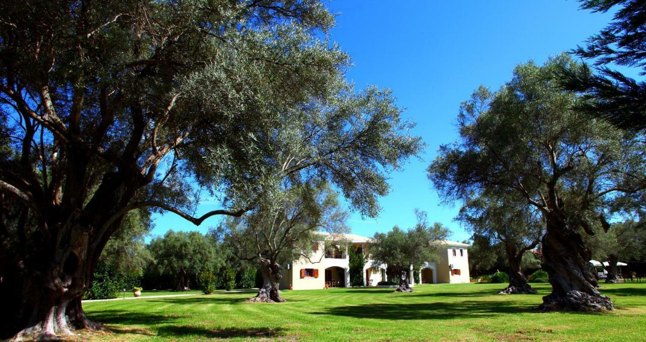 Olivastro Villa Lefkada City Bagian luar foto
