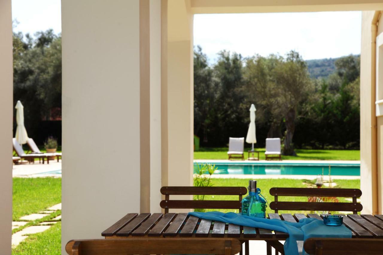 Olivastro Villa Lefkada City Bagian luar foto